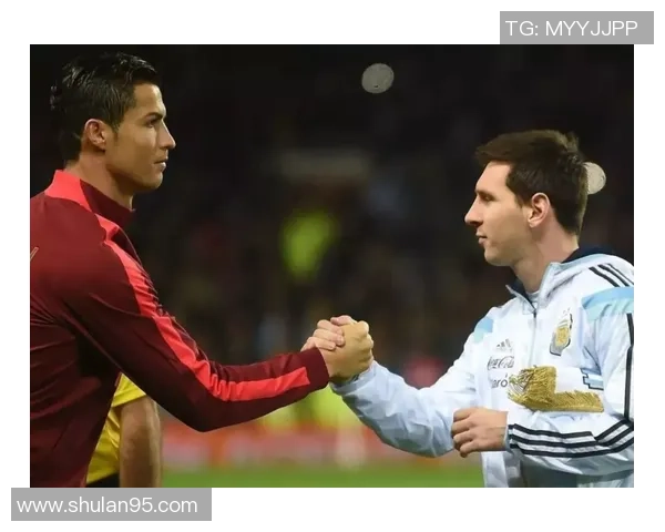 球星在足球场骂人如何应对与处理，维护体育精神与公平竞争