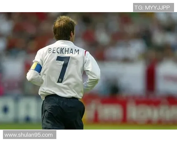 《探索当代足坛最具影响力的后卫球星及其传奇生涯》 《探索当代足坛最具影响力的后卫球星及其传奇生涯》